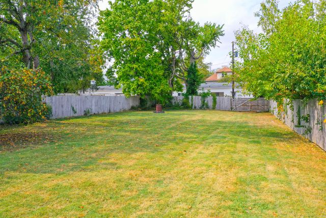 322 S Burns Avenue, Winchester, KY 40391