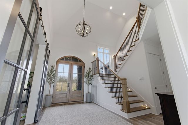 250 Bower Ct, Lenoir City, TN 37772