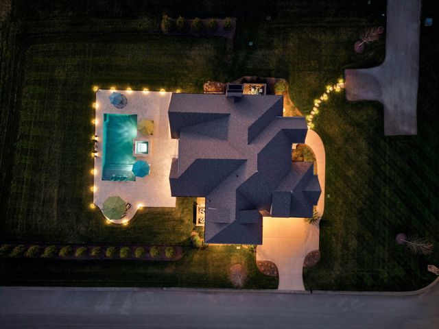 250 Bower Ct, Lenoir City, TN 37772