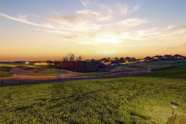 250 Bower Ct, Lenoir City, TN 37772