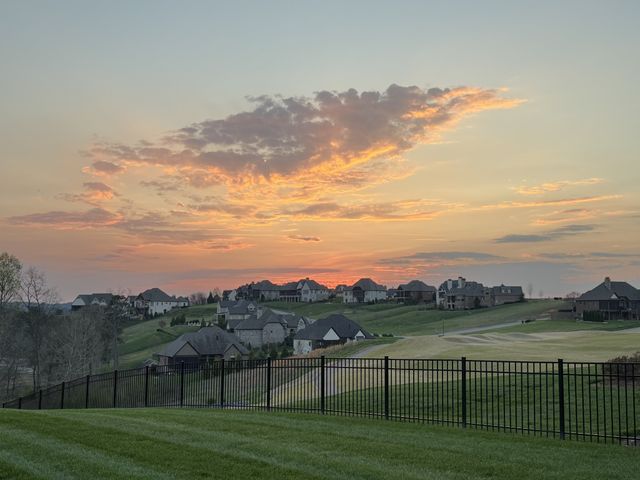 250 Bower Ct, Lenoir City, TN 37772