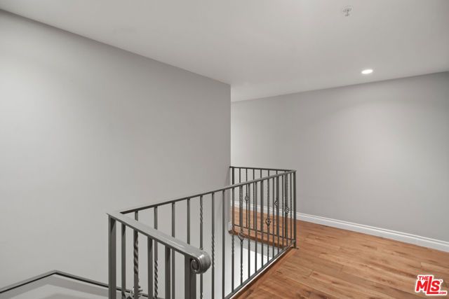 1426 N Laurel Avenue 110, West Hollywood, CA 90046