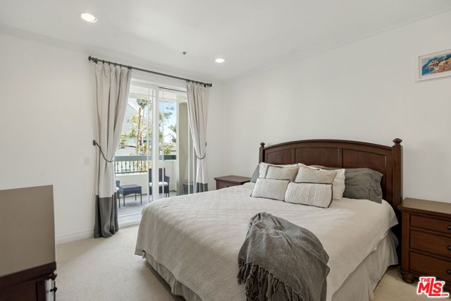 1426 N Laurel Avenue 110, West Hollywood, CA 90046