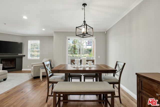 1426 N Laurel Avenue 110, West Hollywood, CA 90046