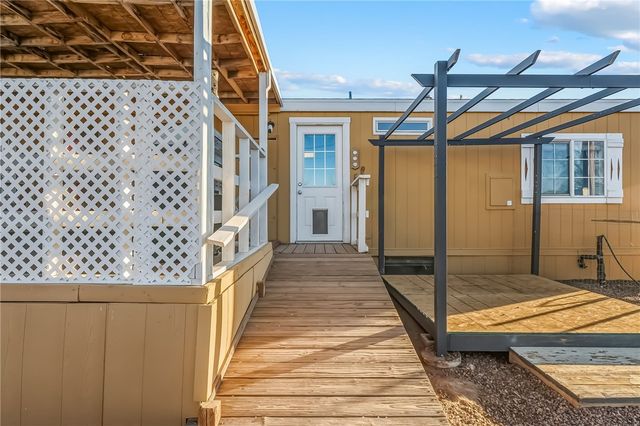 459 S Hano Road, Golden Valley, AZ 86413