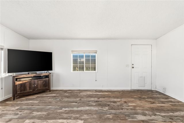 459 S Hano Road, Golden Valley, AZ 86413