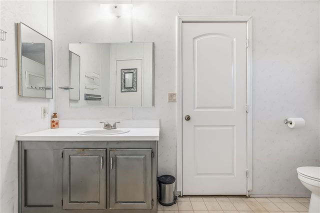 459 S Hano Road, Golden Valley, AZ 86413