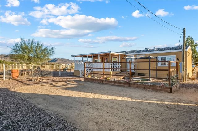 459 S Hano Road, Golden Valley, AZ 86413