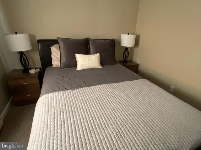 302 VIHO CT, Pocono Lake, PA 18347