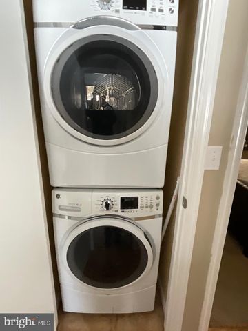 302 VIHO CT, Pocono Lake, PA 18347