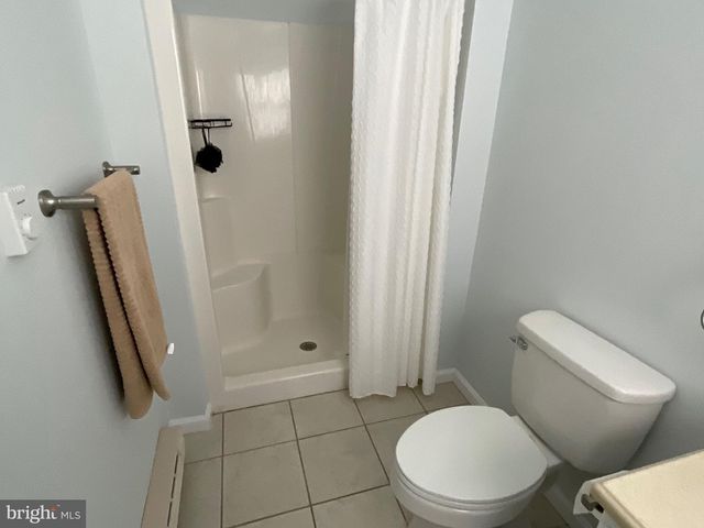 302 VIHO CT, Pocono Lake, PA 18347