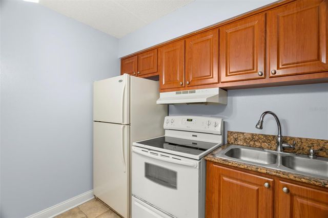 120 S CHURCH AVENUE 110, Tampa, FL 33609