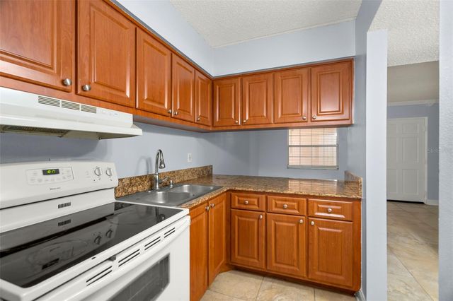 120 S CHURCH AVENUE 110, Tampa, FL 33609