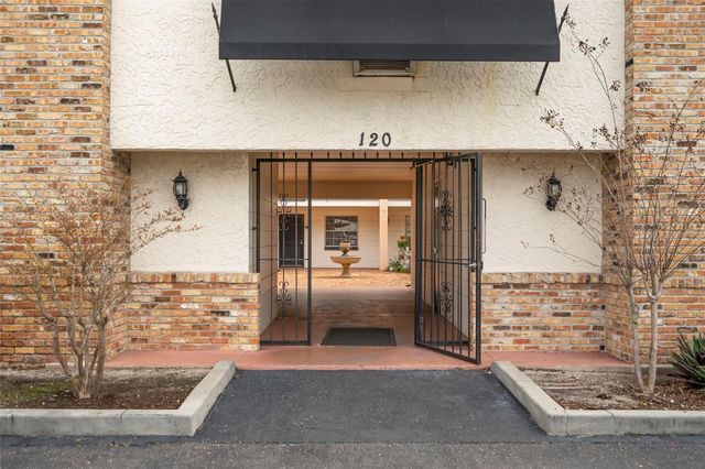 120 S CHURCH AVENUE 110, Tampa, FL 33609