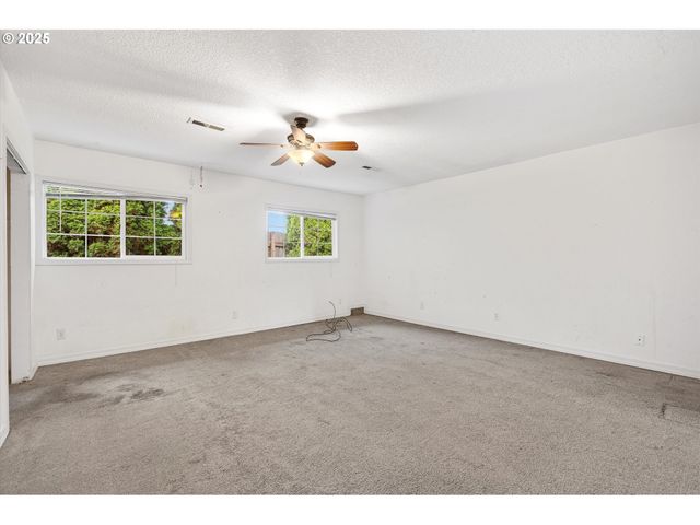 6060 Sw 170TH Ave, Beaverton, OR 97007