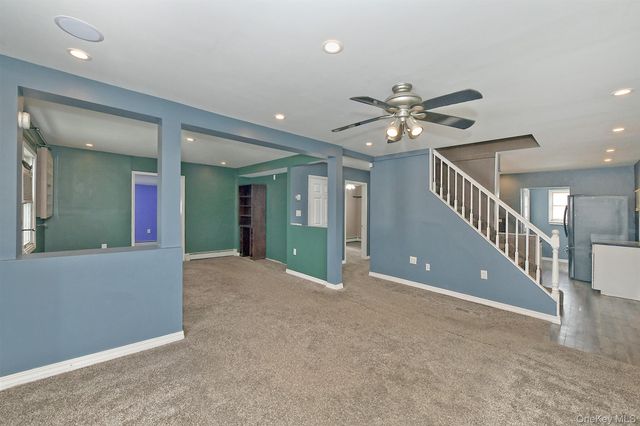 69 Slate Lane, Levittown, NY 11756