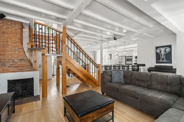 574 Foundry Street, Easton, MA 02334