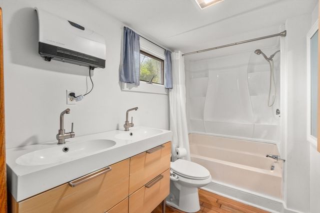 574 Foundry Street, Easton, MA 02334