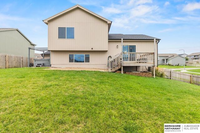 16520 Weber Street, Bennington, NE 68007