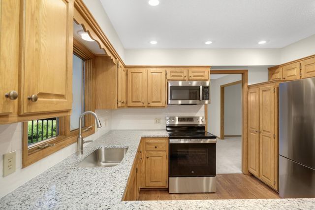 3535 Rosewood Lane N, Plymouth, MN 55441