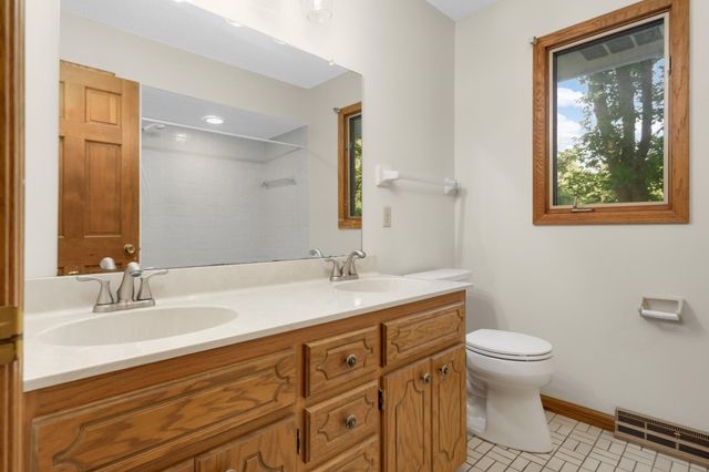3535 Rosewood Lane N, Plymouth, MN 55441