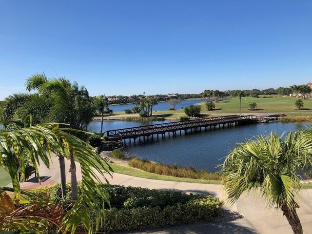 5060 Harmony Circle 105, Vero Beach, FL 32967