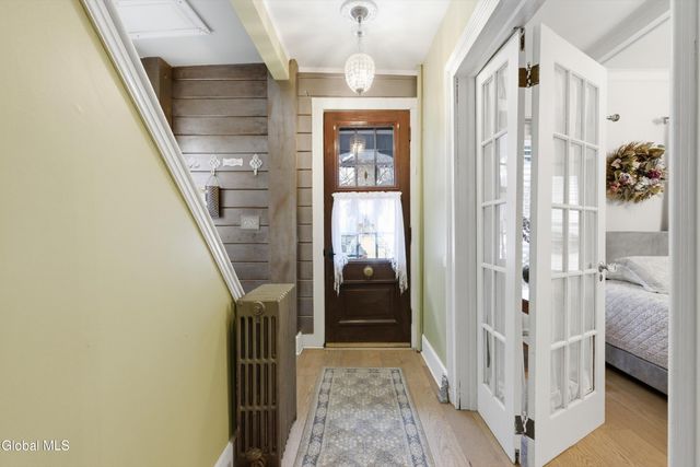 56 Henry Street, Saratoga Springs, NY 12866