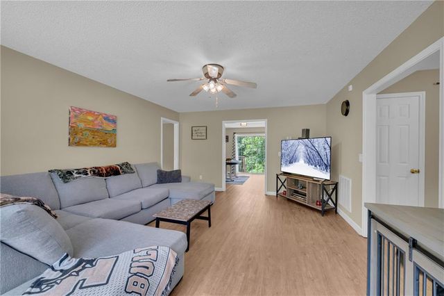 941 Lavonia Highway, Bowersville, GA 30516