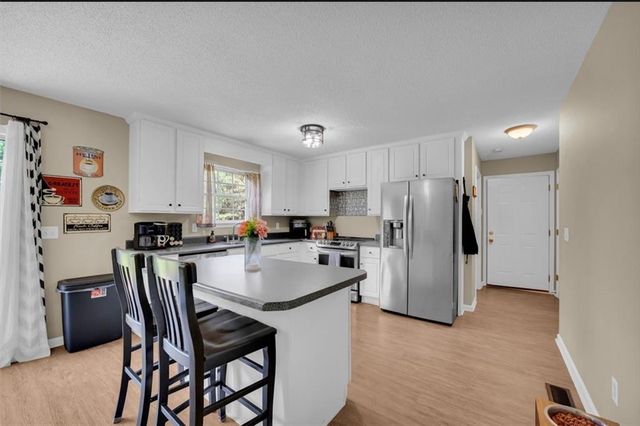 941 Lavonia Highway, Bowersville, GA 30516