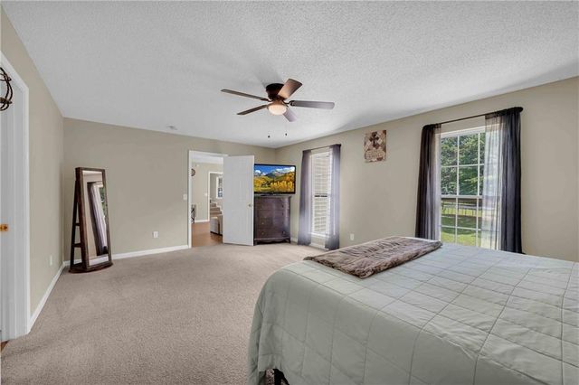 941 Lavonia Highway, Bowersville, GA 30516