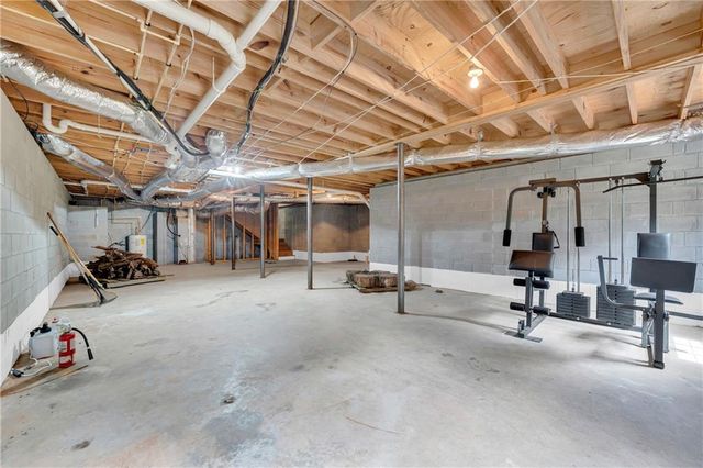 941 Lavonia Highway, Bowersville, GA 30516
