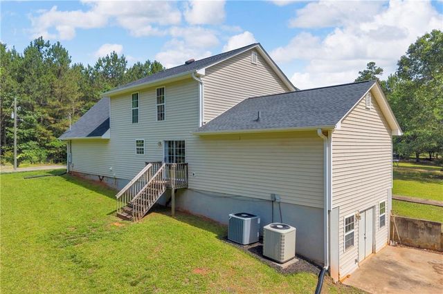 941 Lavonia Highway, Bowersville, GA 30516