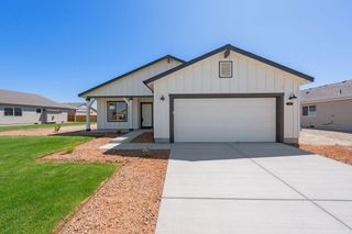 253 NW Par Avenue 103, Madras, OR 97741
