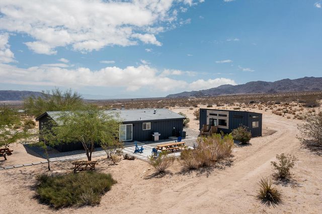 7122 Sunkist Road, Joshua Tree, CA 92252
