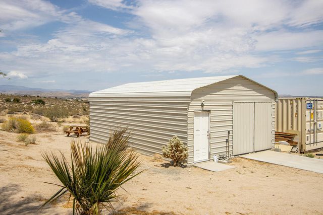 7122 Sunkist Road, Joshua Tree, CA 92252
