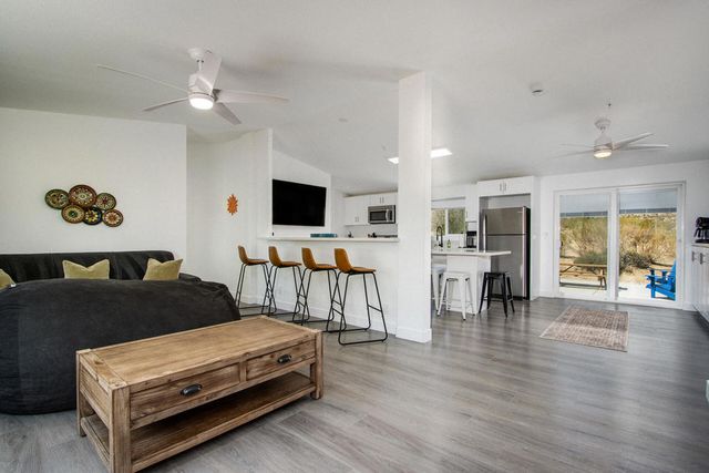 7122 Sunkist Road, Joshua Tree, CA 92252