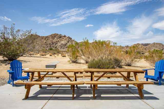 7122 Sunkist Road, Joshua Tree, CA 92252