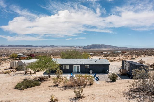 7122 Sunkist Road, Joshua Tree, CA 92252