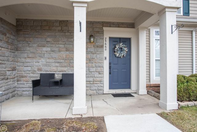 25660 S Maritime Circle, Harrison Twp, MI 48045