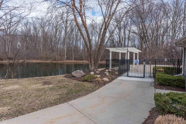 25660 S Maritime Circle, Harrison Twp, MI 48045