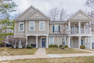 25660 S Maritime Circle, Harrison Twp, MI 48045
