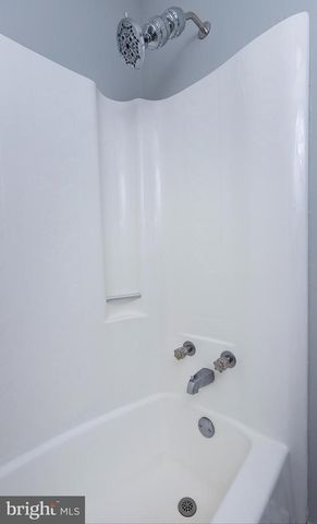 1147 NANROC DRIVE, Mechanicsburg, PA 17055