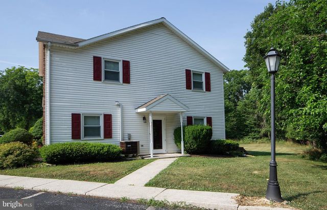 1147 NANROC DRIVE, Mechanicsburg, PA 17055