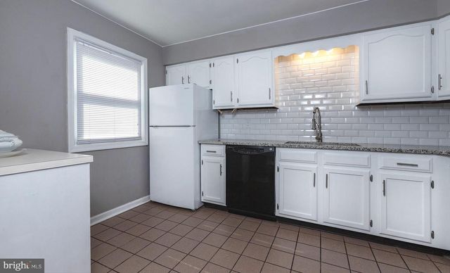 1147 NANROC DRIVE, Mechanicsburg, PA 17055