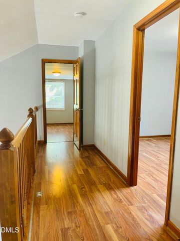 104 Page Crossing, Chapel Hill, NC 27517