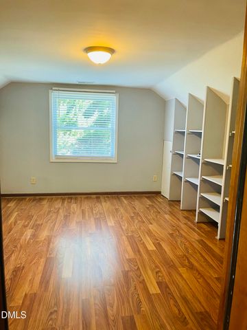 104 Page Crossing, Chapel Hill, NC 27517