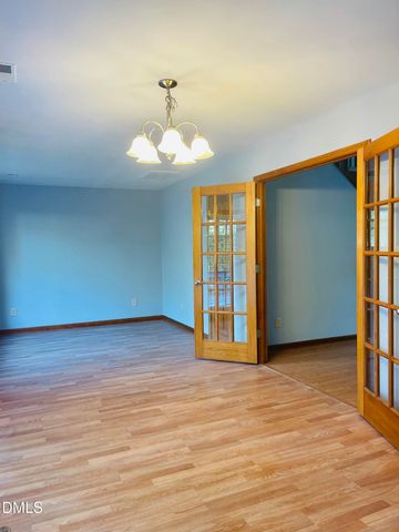 104 Page Crossing, Chapel Hill, NC 27517