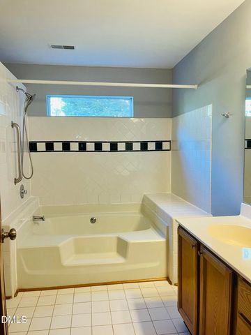 104 Page Crossing, Chapel Hill, NC 27517