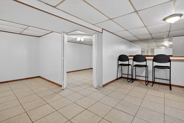 4420 VERNON Avenue, Brookfield, IL 60513