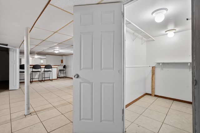 4420 VERNON Avenue, Brookfield, IL 60513